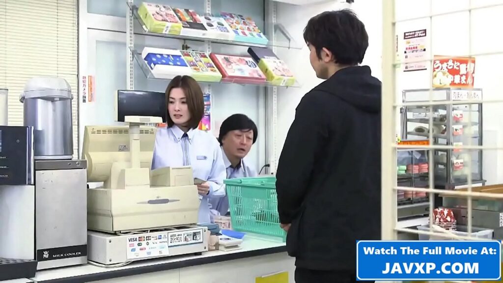 japanese ผู้จัดการร้านขายของที่ญี่ปุ่นเย็ดสาวที่เพิ่งเข้ามาทำงานวันแรกเล่นซอยหอยเน้นๆใส่ไม่ยั้งเอาซะหมดแรงเลย